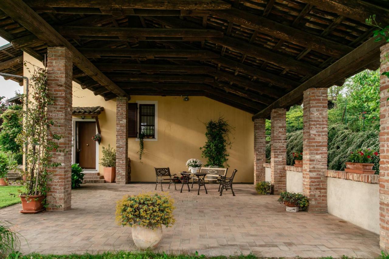 Апартаменты La Casa In Collina Альба Экстерьер фото